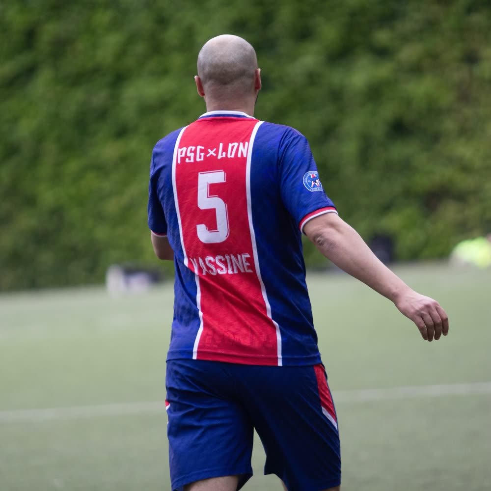Joueur PSG Club London, numéro 5